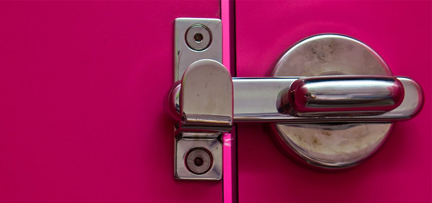 Childproof Gate Lock in Gravenhurst, Ontario