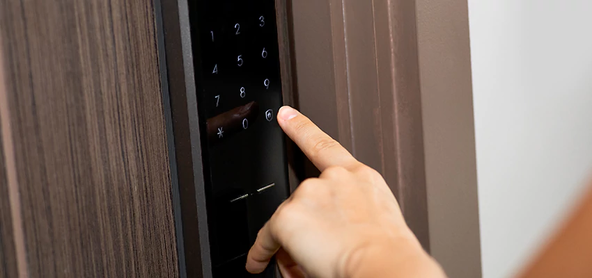 Smart Electric Locks Replacement Services in Gravenhurst, ON