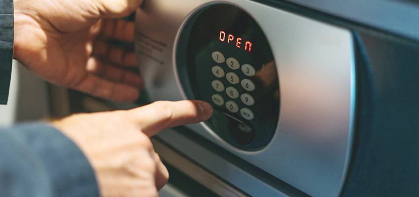 Cash Safe Openers in Gravenhurst, Ontario