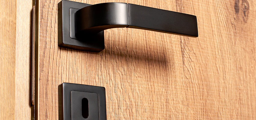Weekend Lockout Assistance Troubleshooting in Gravenhurst, Ontario