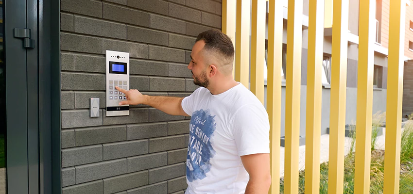 Locksmith Company For Smart Lock System Installation in Gravenhurst, Ontario