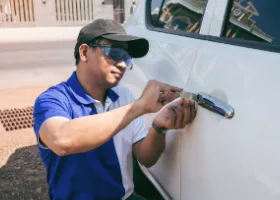 Car Locksmith in Gravenhurst, ON